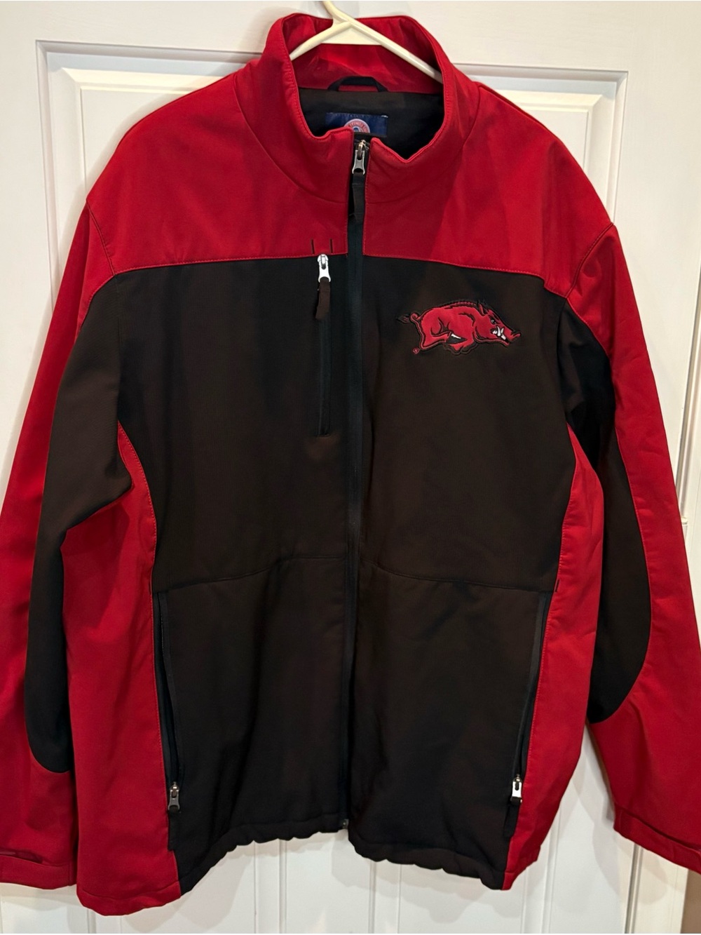 Men’s XXL Arkansas Razorbacks full-zip soft shell jacket